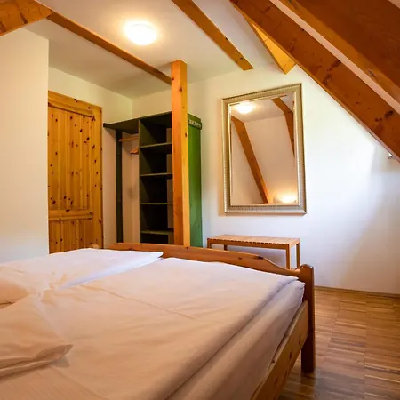 Weingut Haus Steinbach Holiday home *