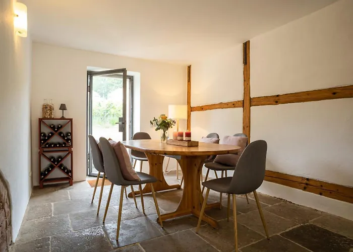 Weingut Haus Steinbach بيت للعطل *